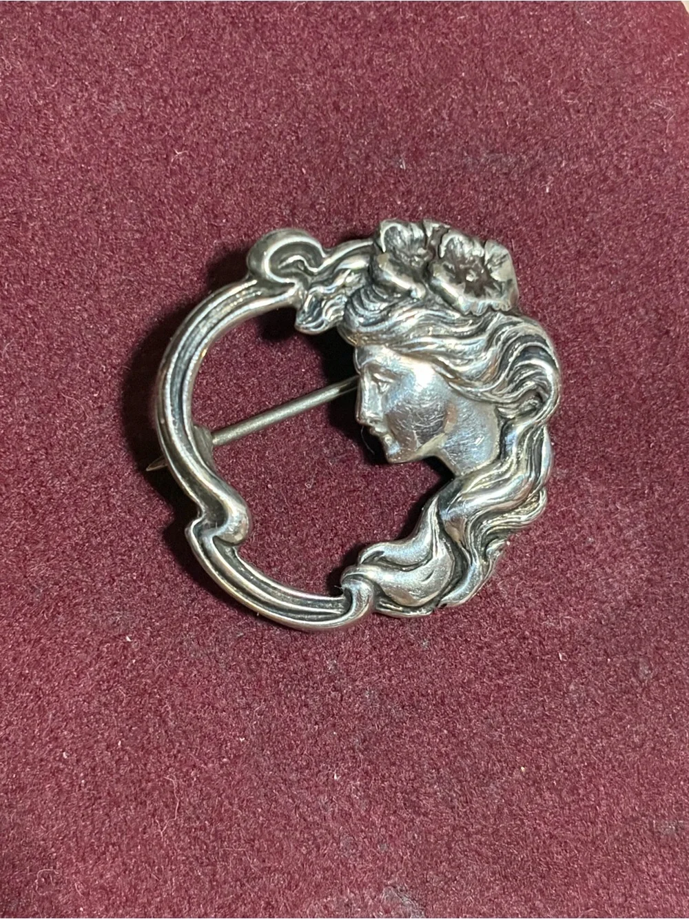 Art Nouveau Sterling Silver Lady Pin/Brooch